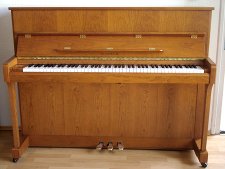 Samick Klavier